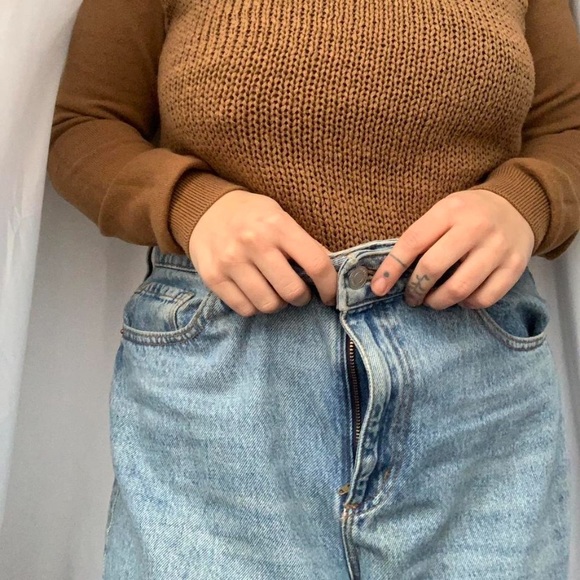 Crochet Sleeveless Brown Top - Picture 6 of 7